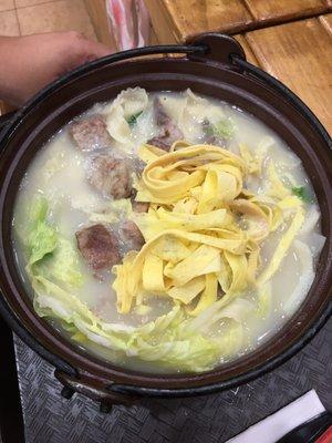 B1: soup with ribs and noodles