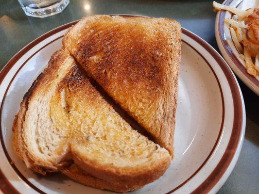 Rye toast that came with omelet