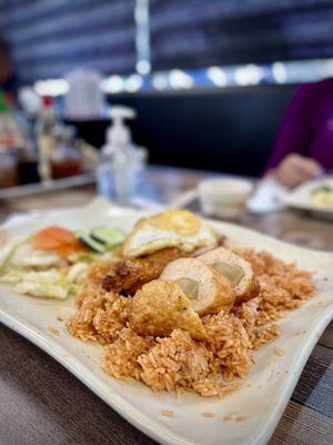 Red rice with shrimp paste and egg