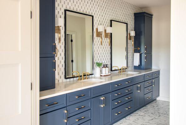 Calacatta Idillio Quartz Master Bathroom Vanity