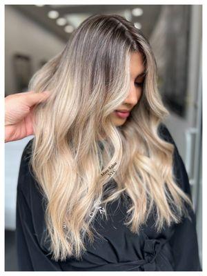 Blonde Balayage with Face Framing | Mure Salon NYC Best Rated hair salon in NYC! Call us at 2126285393