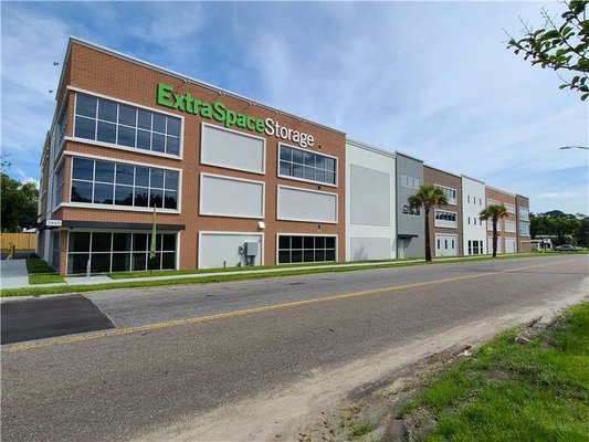 Alternate Beauty Image - Extra Space Storage at 3445 Plymouth St, Jacksonville, FL 32205