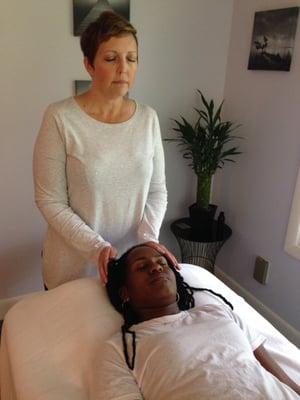 Reiki sessions and classes