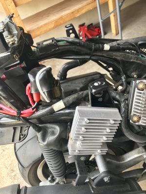 New starter relay and power rectifier installed on a Kymco