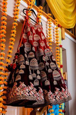 Indian wedding dress photographed by Sapan Ahuja