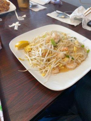 Pad Thai mild with Shrimp