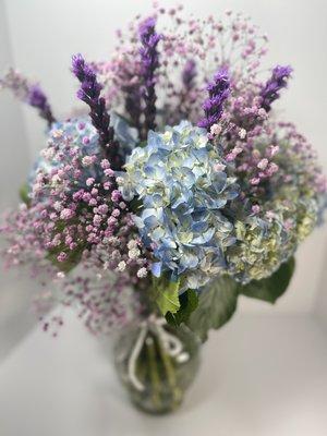 Hydrangea's, baby breath, and more!