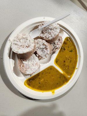 Puttu with kadali curry