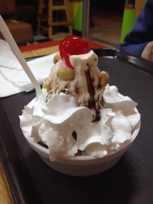 Tin Roof Sundae