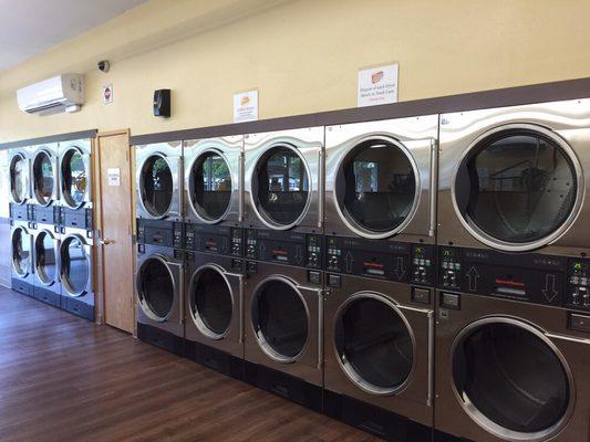 Large & Jumbo Dryers