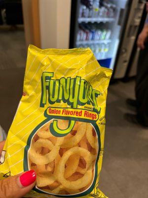 I always pack a lunch & use the microwave available in the back of the jury lounge. But, I couldn't resist Funyuns from the vending machine