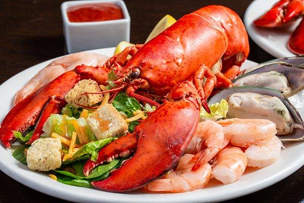 AYCE Lobster every Wednesday and Thursday at Serrano Buffet!