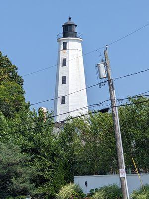 New London Harbor Light