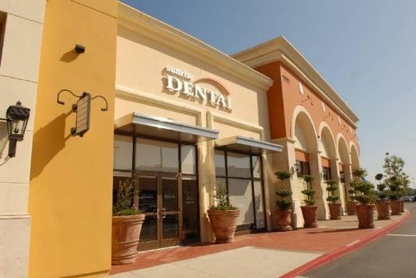 Sunrise Dental Center at Bella Terra Exterior Photo