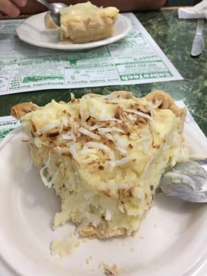 Coconut cream pie to die for , their banana cream was awesome too