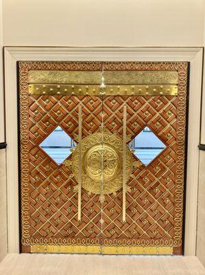 Men's prayer entrance door