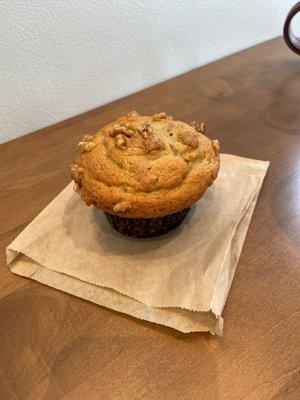 Banana nut muffin