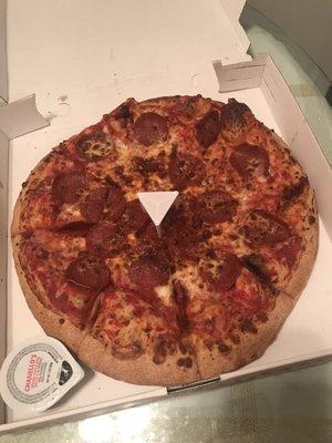 Medium pepperoni pizza