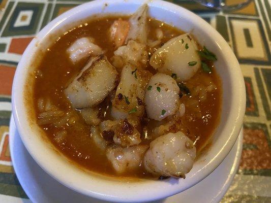 Spicy seafood gumbo