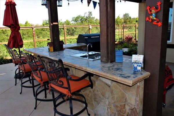 Stone Faced Outdoor Kitchen