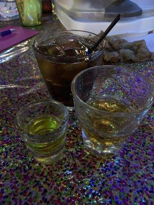 Jameson and pickle back shot and Jack Daniels and Coke. Reasonable drink prices here.