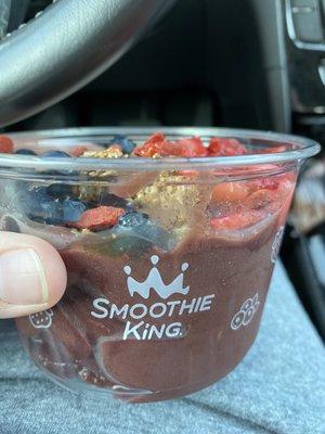 Go-Go-Goji Crunch Smoothie Bowl