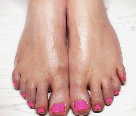 Pink Polish Pedicure