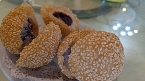 Sesame ball