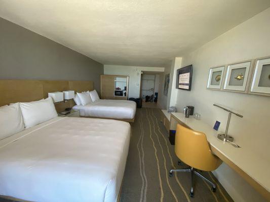 Queen room with ocean front balcony