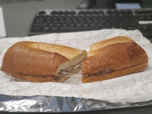 The "New Yorker" - grilled roast beef and provolone on a garlic toasted roll. Outstanding!