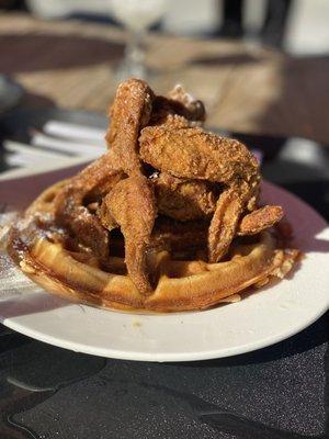 Signature Southern Fried Chicken Wings & Waffle