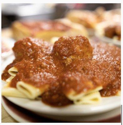 Rigatoni and meatballs