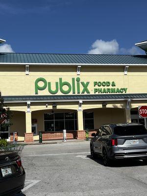 Publix Liquors at Military Crossing