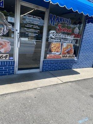 Entrance to Marvin's seafood