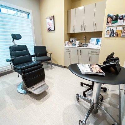 Plastic Surgery of Short Hills Injection and Consultation Room