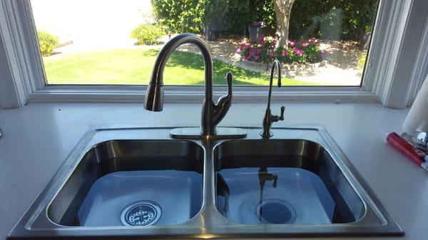 New sink and faucet install and replacement.