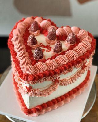 Vintage style cake