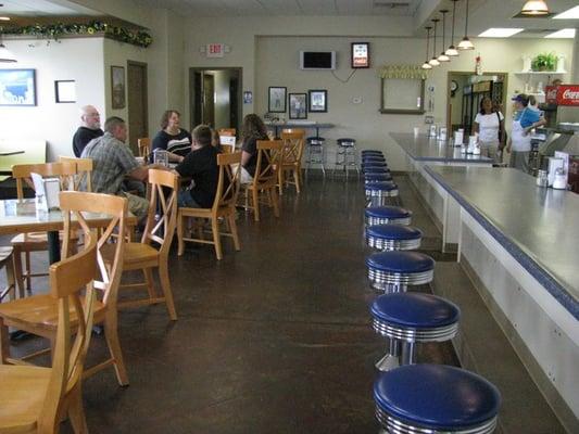 Louie's Conie Island Interior pic.