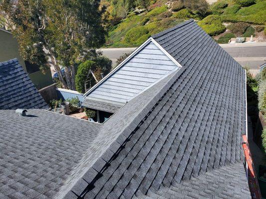 GAF Timberline HD Composition Shingles 
Color : pewter grey
Location:Carlsbad