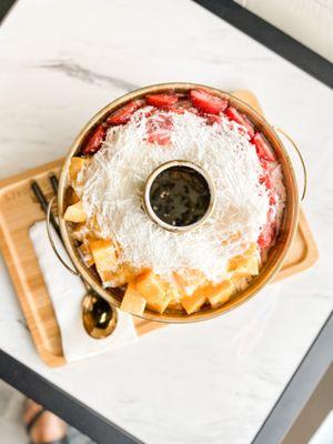 Mango and Strawberry Bingsu