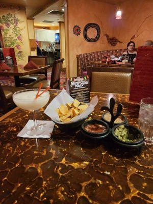 Come in for lunch Wednesday through Sunday 11:00 a.m. to 3:30 p.m. it's great it's a good meal plus you get a margarita and it's fantastic