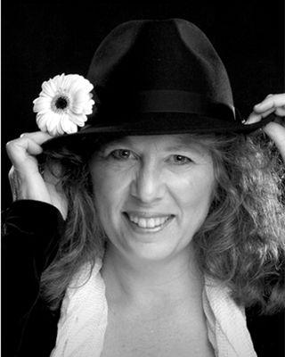 Anne Weiss Blues and Folk Singer-Songwriter and Teacher