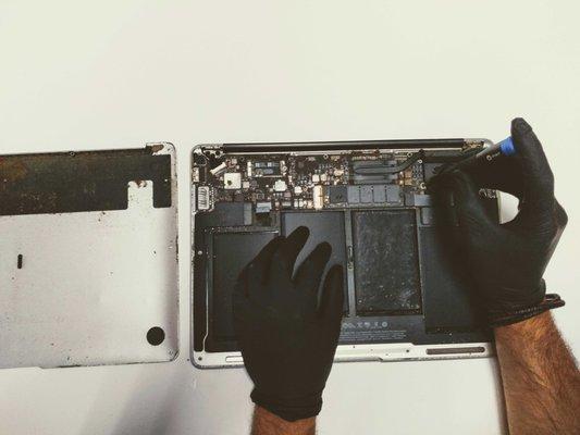 Apple Macbook Repair Services.