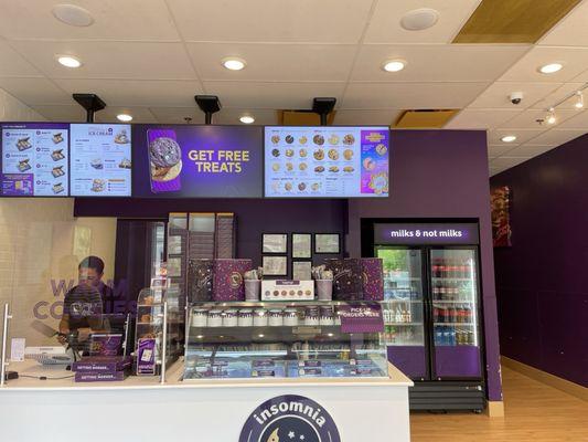 Insomnia Cookies