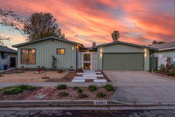 Los Altos Home in Long Beach, California