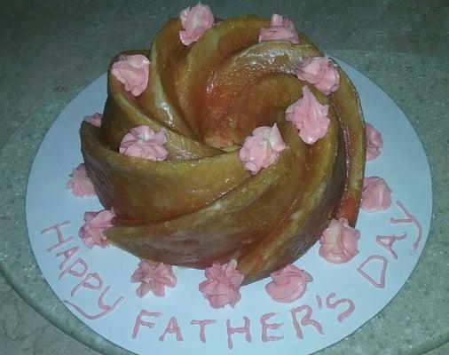 Lemon bundt cake with lemon drizzel.