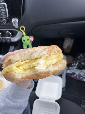 egg and cheese on kaiser roll