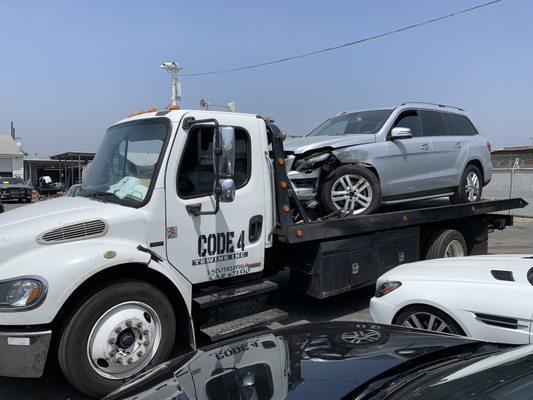 Code 4 Towing