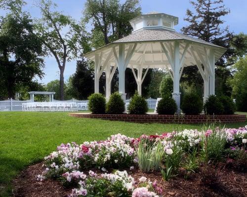 Hilltop Gazebo Ceremony Site