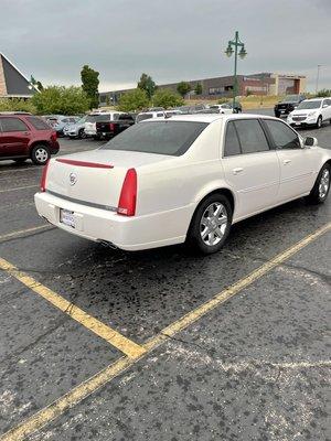 Like New 06 Cadillac DTS